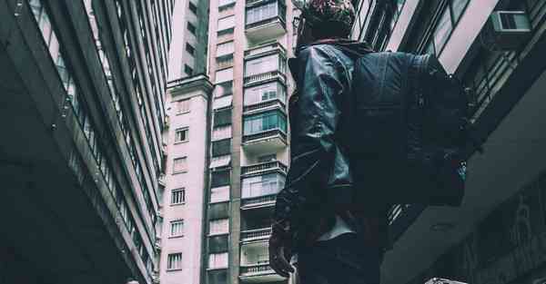 芽仔婴幼儿智能机器人：未来育儿新助手