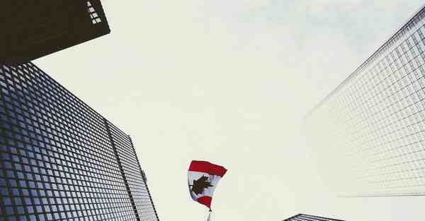 大数据包含设备数据的行业文章