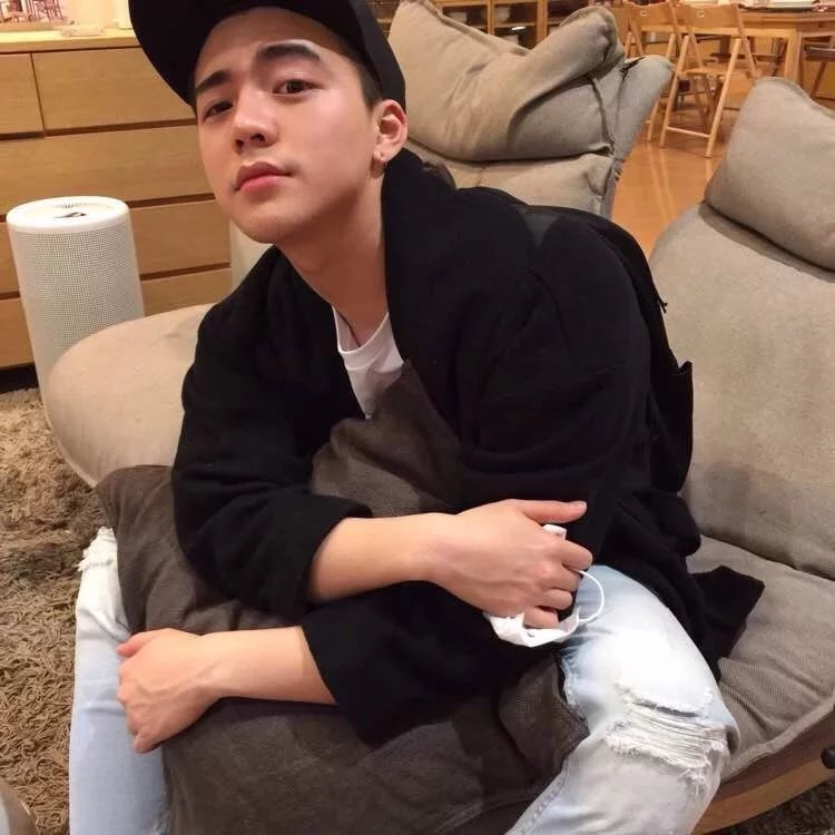 史贝心倩