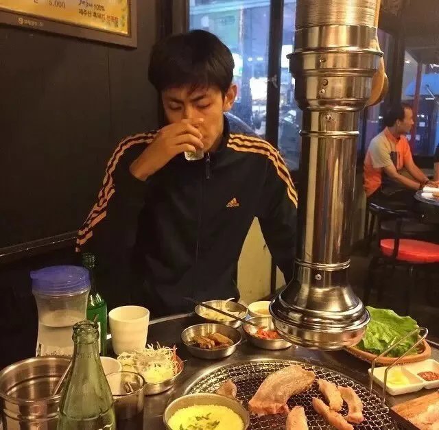 步剑翠元
