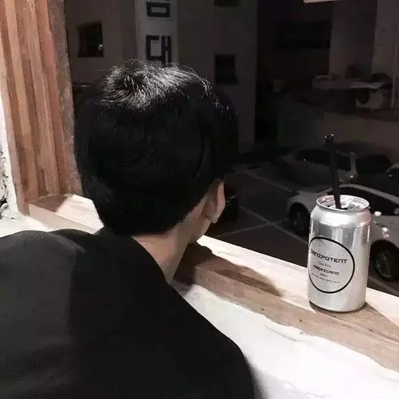 曹叶悦馨
